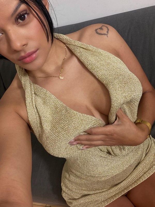 NATALIA NOVEDAD, HERMOSA, EXOTICA PERO MUY CACHONDA