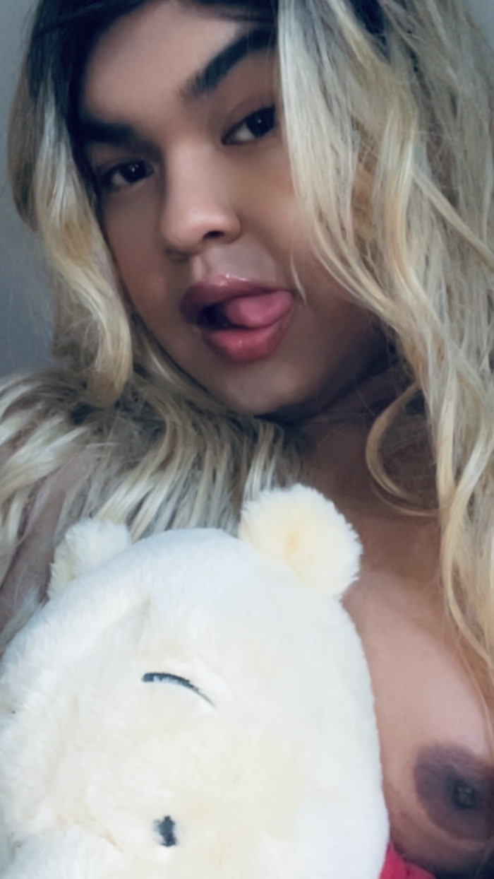 sumisa curvy Aguantadora