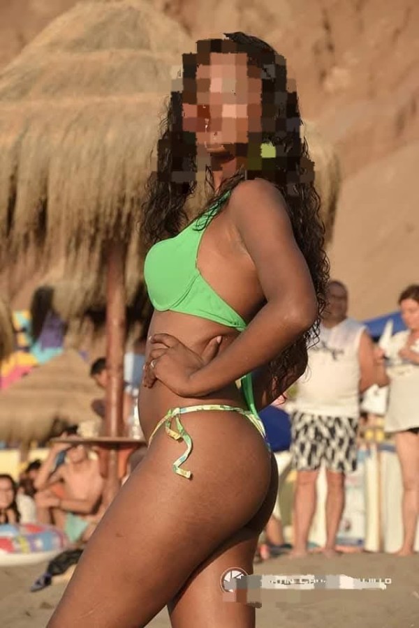 Latina rica en  novedad