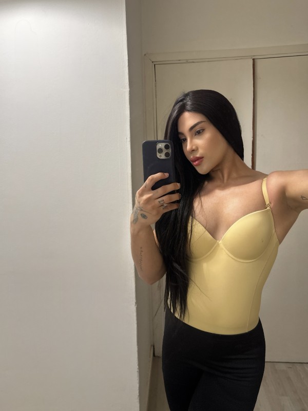 LA MÁS GUARRA DE TODAS FIESTERA Y VICIOSA A TOPE