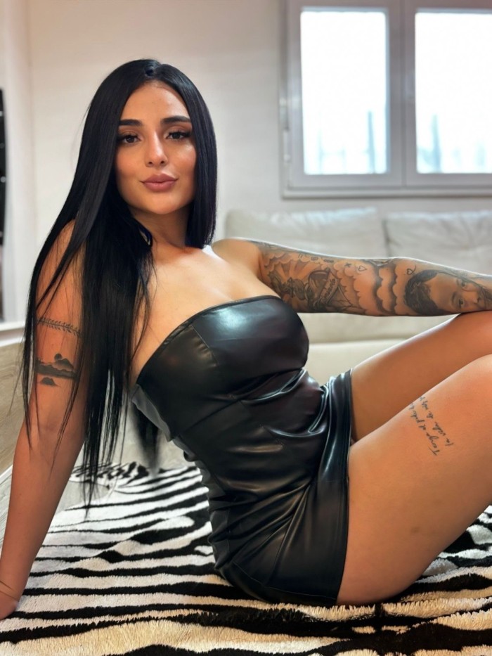 Tu Diosa colombiana ven y pruébame