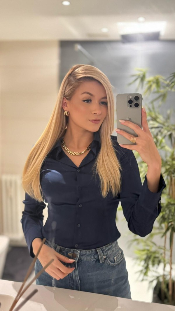 BRUNA . SENSUAL Y COMPLACIENTE. RUBIA INFARTANTE