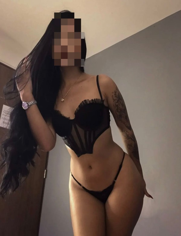 HOLA AMORES PRIMERA VEZ POR LA ZONA