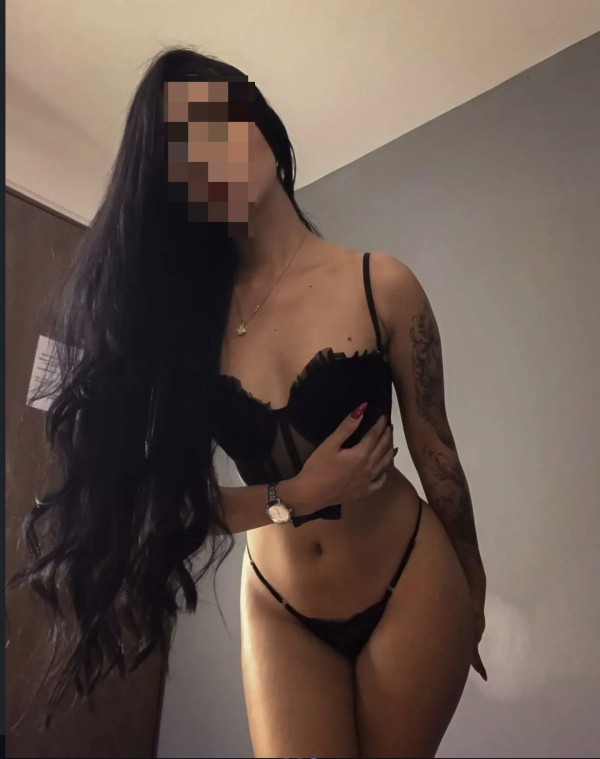 HOLA AMORES PRIMERA VEZ POR LA ZONA