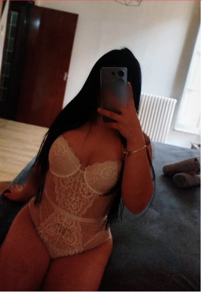 Nicole fiestera 24horas