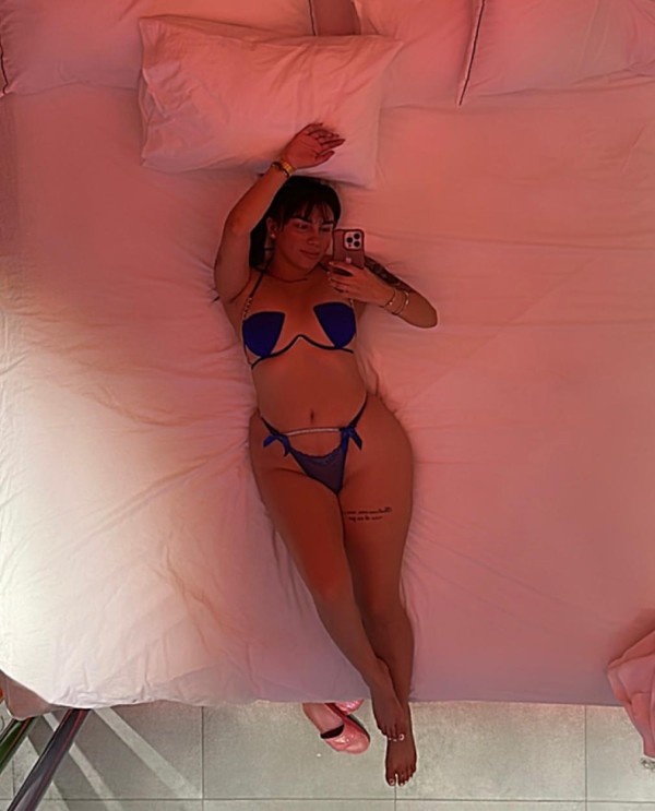CELESTE bella chica colombiana muy cachonda
