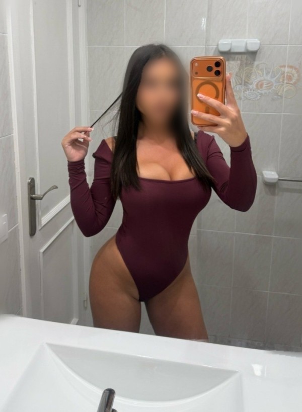 Latina cañera! Novedad Terrassa… TOP