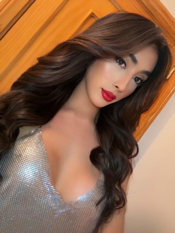 Chica tailandesa nueva en la ciudad