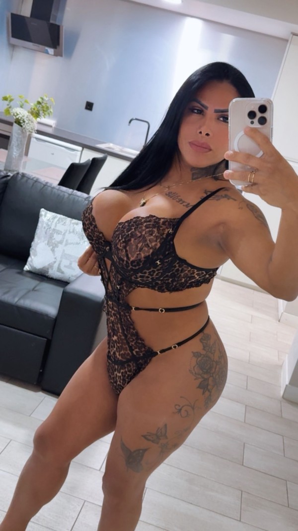 MONIQUE TRANS BRASILEÑA NOVIDADE, EM TORREVIEJA PRIVADO 24 HORA.