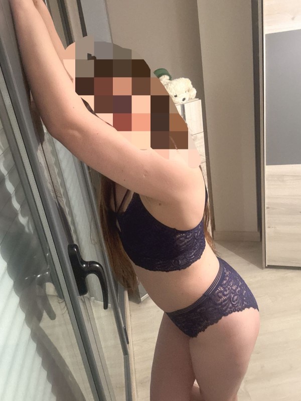Joven Colombiana Recién llegada