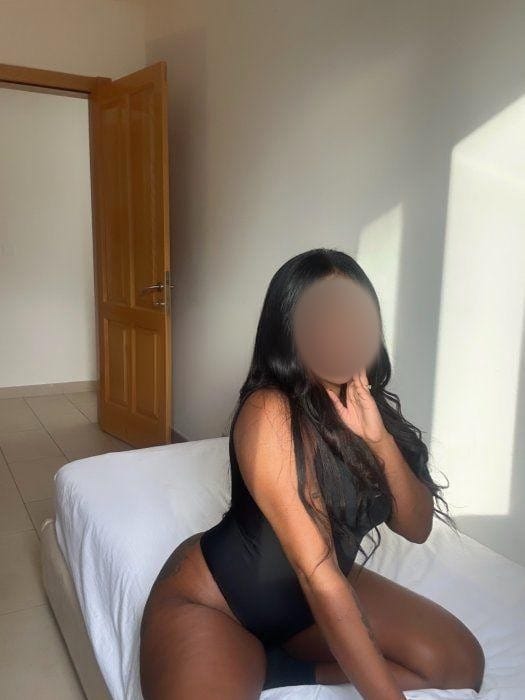 ARDIENTE CACHONDA IMPLICADA DESEOSA DE PLACER