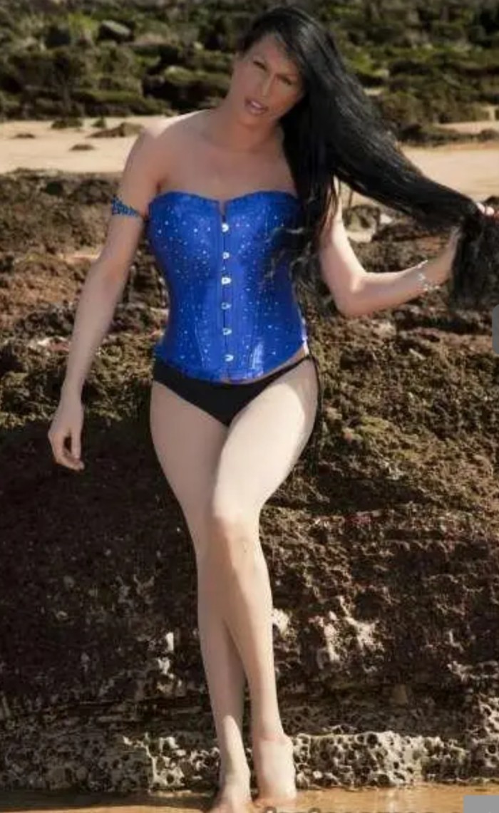 TRANS ESPAÑOLISIMA GUAPISIMA EN ESTEPONA