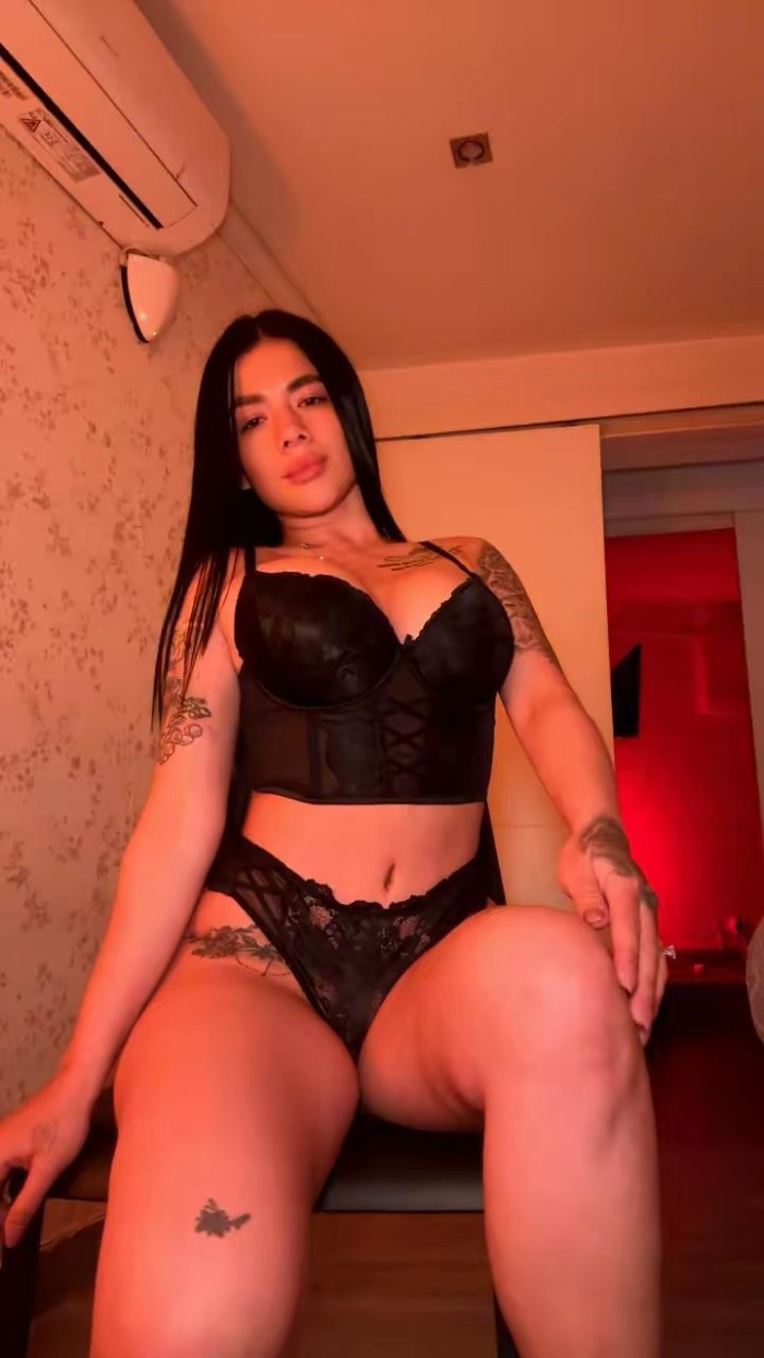 LUJURIA CANDELA SEDUCION FIESTERA EN TORRASSA