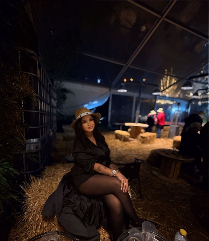 Brasileña fiestera 24 horas