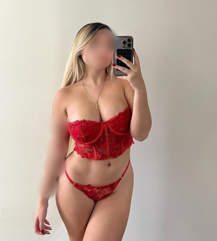 Cómeme el coño , sexo a tope ! Fiestera