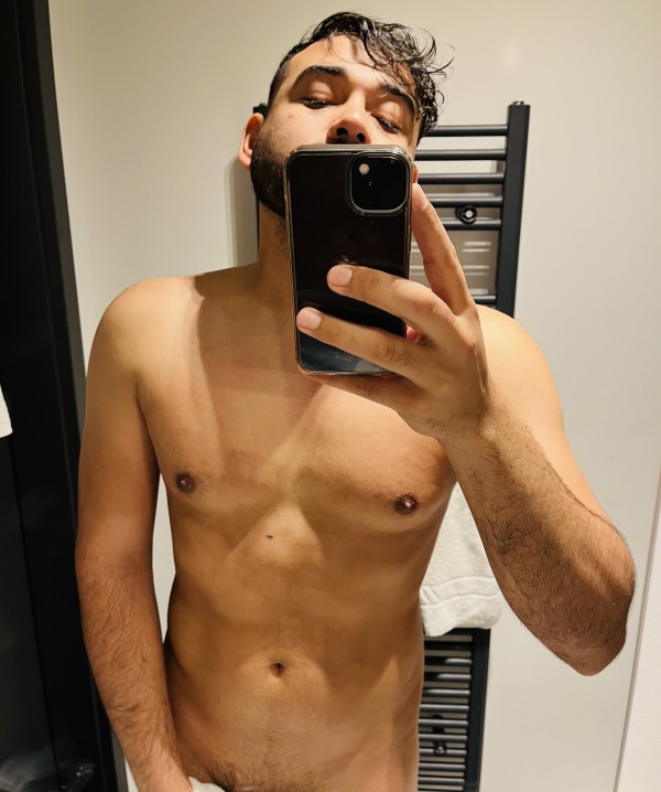 Soy Alberth Latino XXL activo disponible