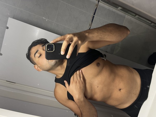 Soy Alberth Latino XXL activo disponible