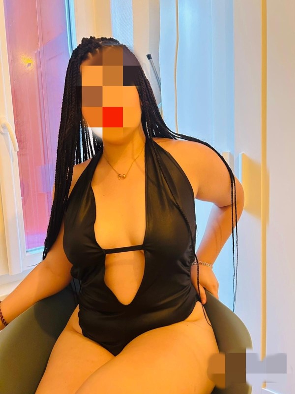 JOVENCITA MULTI ORGáSMICA MUY CALIENTE VEN FOLLAM