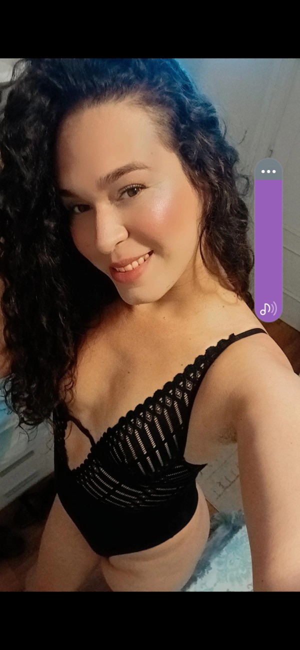 NOVEDAD JOVENCITA Y TRANS JUNTAS