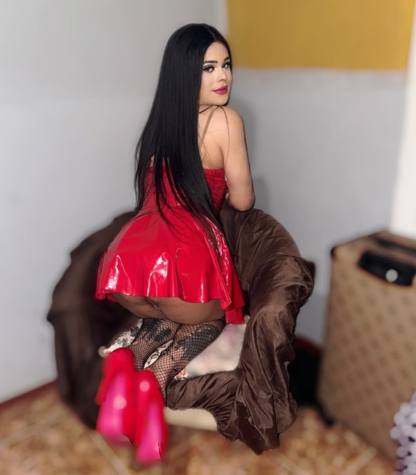 Dominante TRAVESTI JOVENCITA CAÑERA