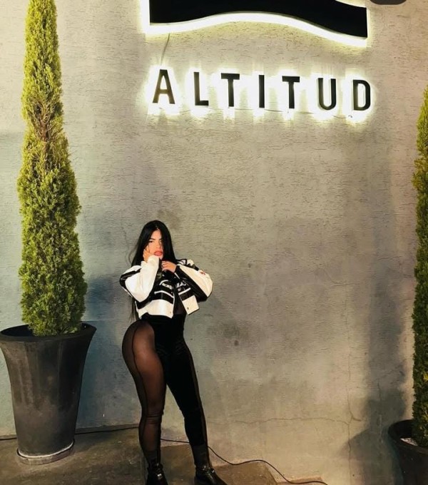 Mia Disponible En Zaragoza Las Delicias