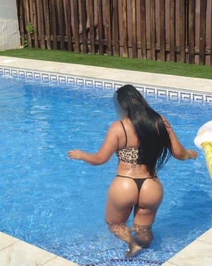 FIESTERA ENTREGADA MORBOSA CACHONDA LUJURIOSA