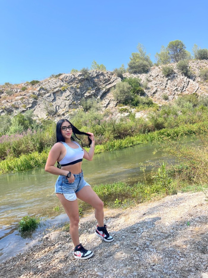 SE ESCLAVO DE MI CUERPO VEN A VIA JULIA