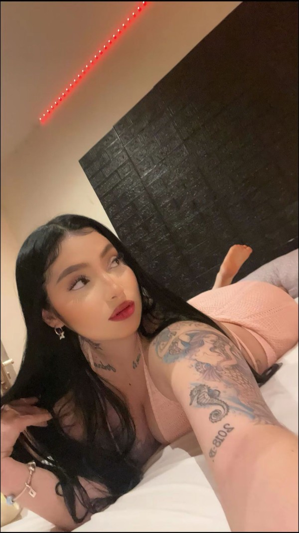 COMPLACIENTES, FIESTERAS, CACHONDAS