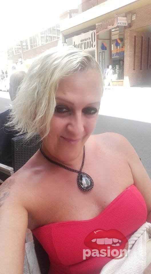 PAMELITA AMA DOMINANTA