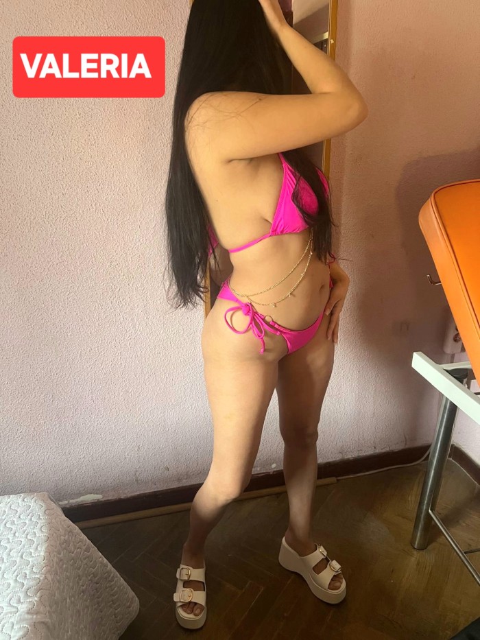 VARIAS AMIGAS MUY CALIENTES, MORBOSAS, 24 H