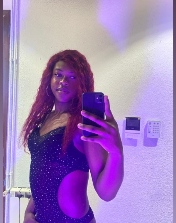 SCARLETT TRANS CACHONDA Y ATREVIDA! MUY FIESTERA