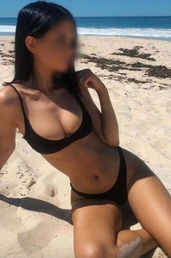Estupenda LATINA Toda una excelente mujer llamame