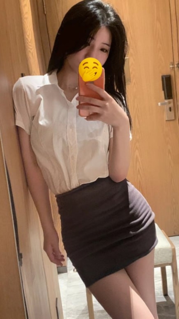 VERSÁTILES IMAGINATIVAS, AV. AMÉRICA, 650281243