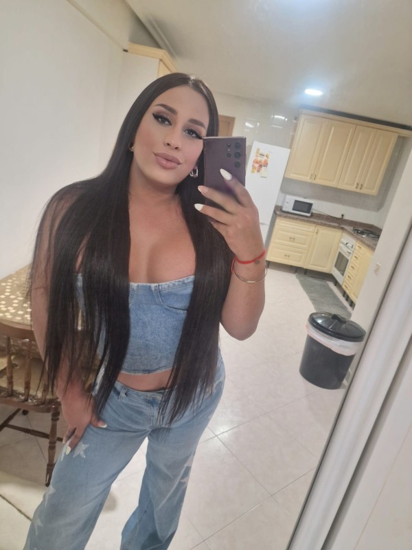 Hola koral lechera 18 cm reales te la meto en boca