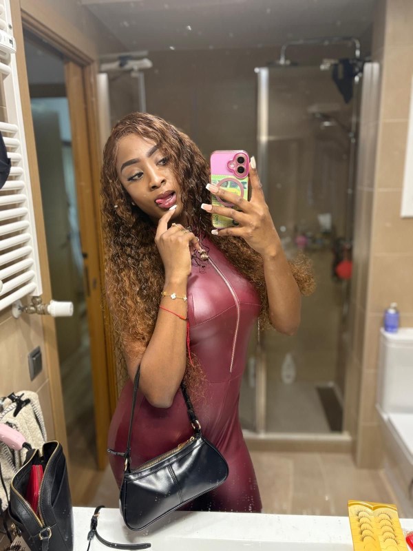 sexy colombina, quiero cumplir tus fantasias poble sec