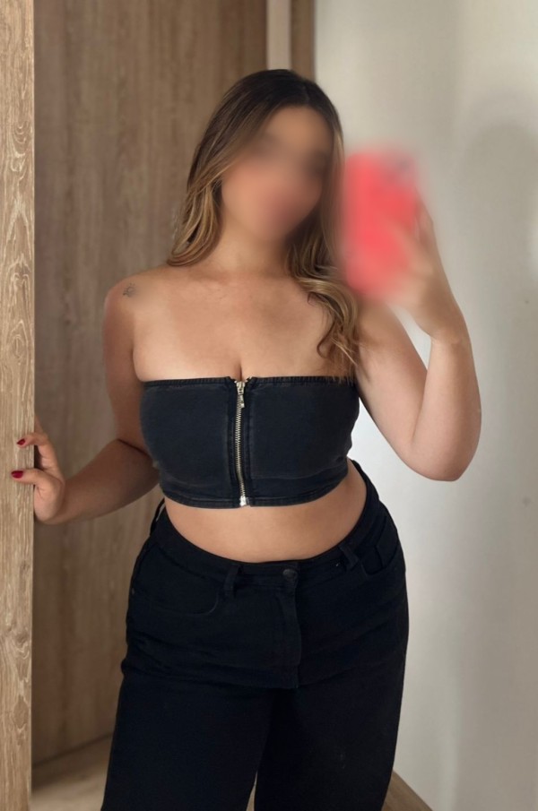 NUEVA FIESTERA CARIÑOSA CALIENTE FRANCÉS NATURAL S
