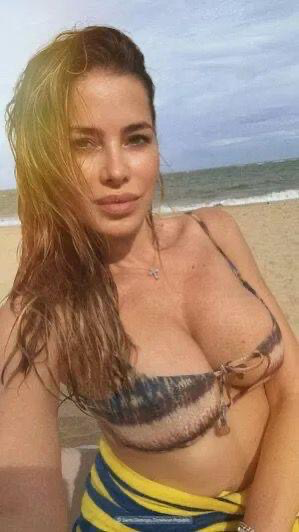 Colombiana elegante tatuada – Solo Salidas