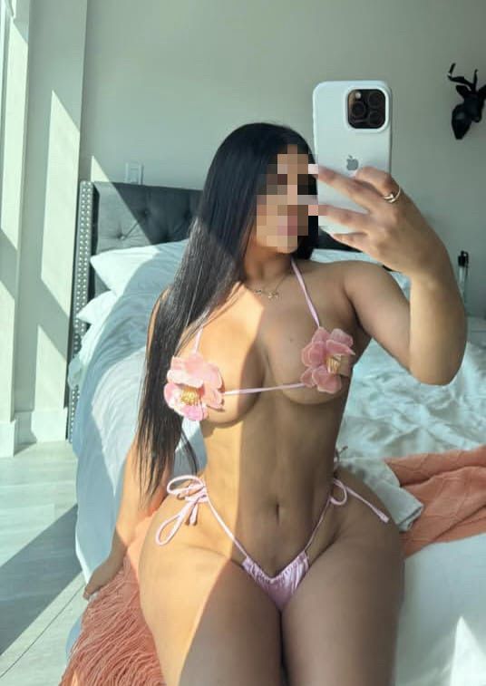 CATALINA SEXI MORBOSA CON BUEN CULO