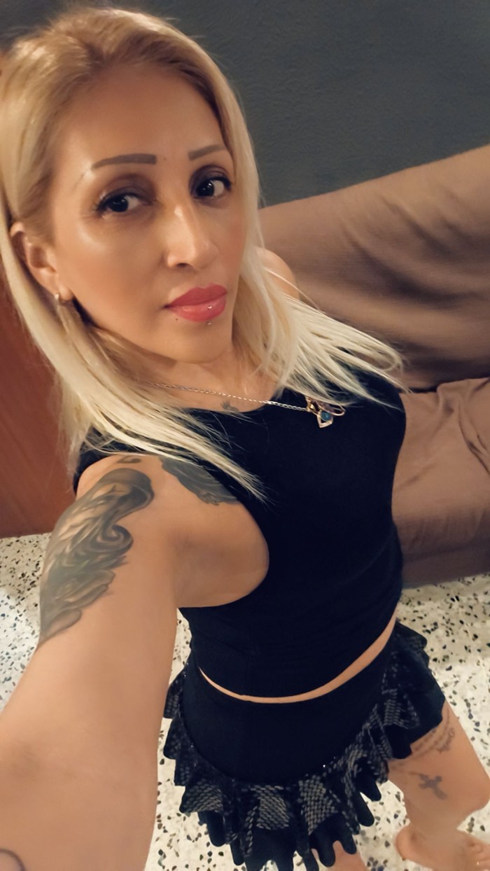 NOVEDAD VIP SEXY DE CURVAS ARDIENTES CACHONDA FOGOSAS PARA TU PALADAR