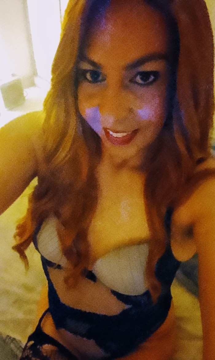 Pollón lechera fiestera trans novedad acti y pasiv