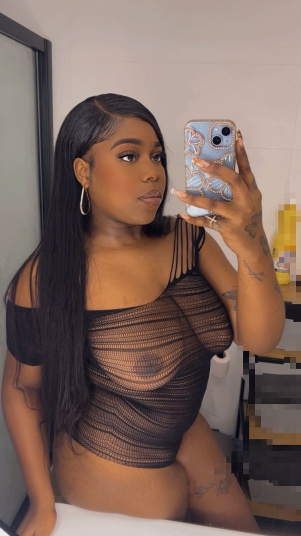 Morenaza seré tu adicción te encantara mi francés