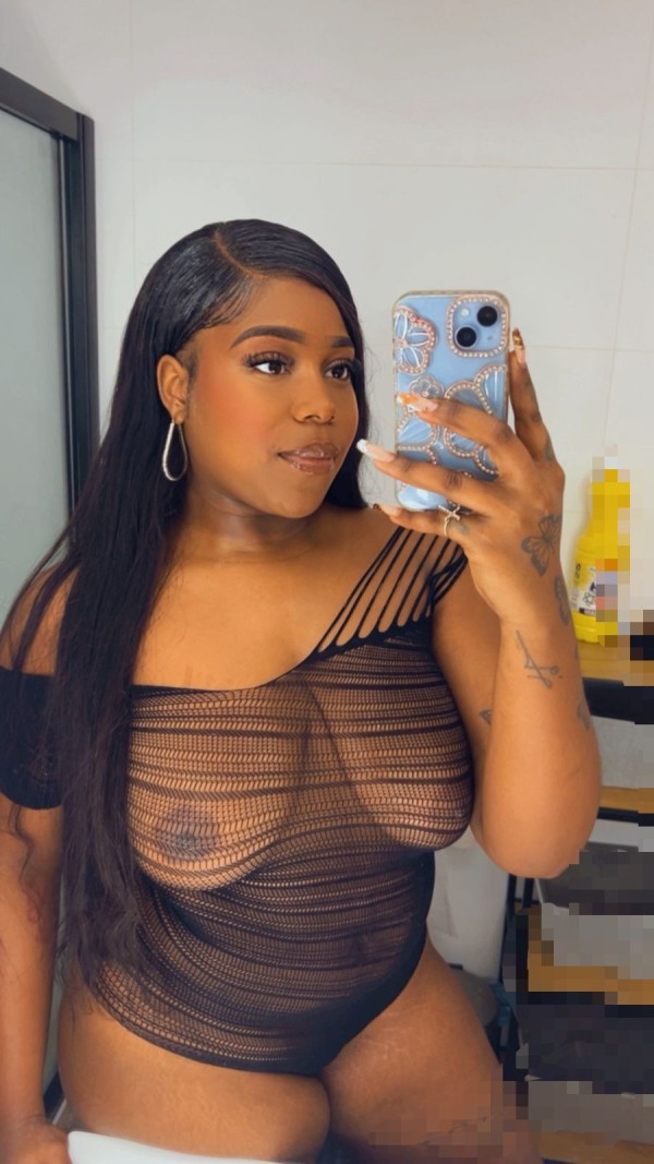 Morenaza seré tu adicción te encantara mi francés