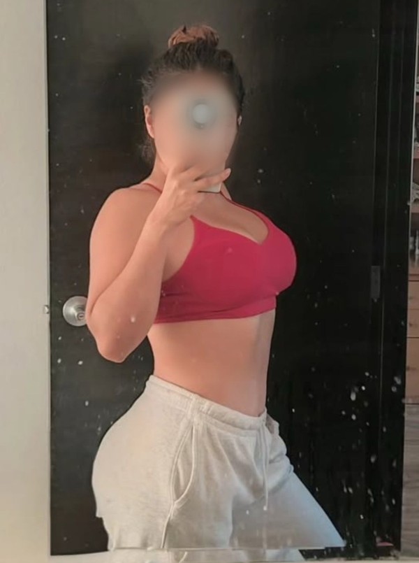 Colombiana caliente,me encanta el griego,sexo rico,fiesta, francés natural