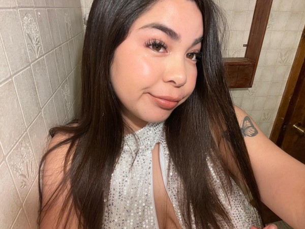 ¡NIÑATA TETONA Y MUY COMPLETA! ¡SERVICOS RICOS Y COMPLETO