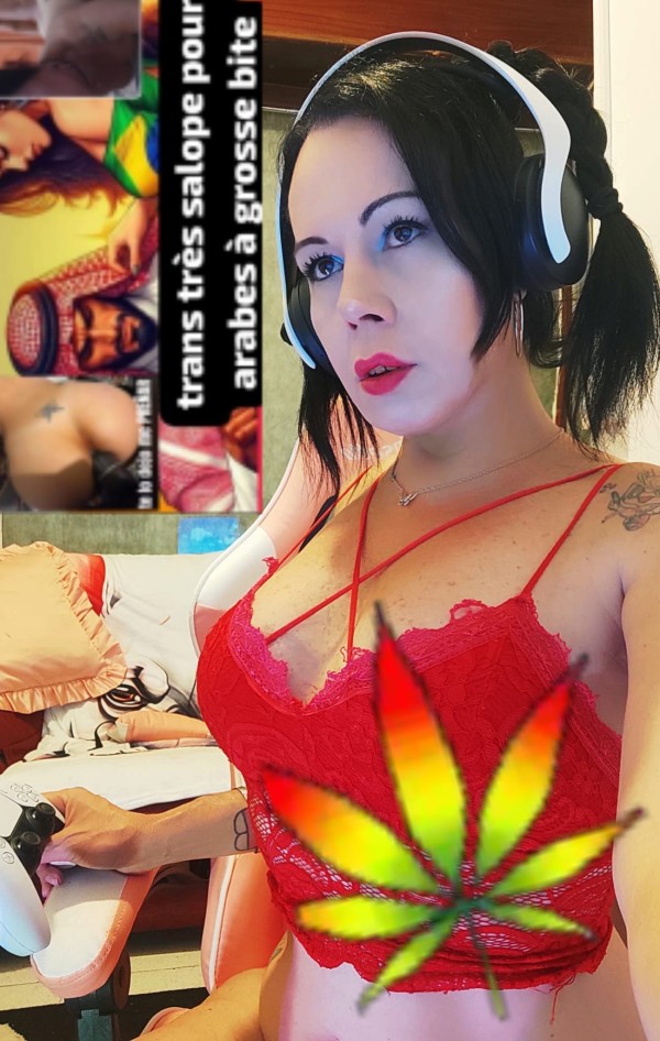 La chica que conoce el punto G del los hombres solo Quin lo tiene lo sabe.