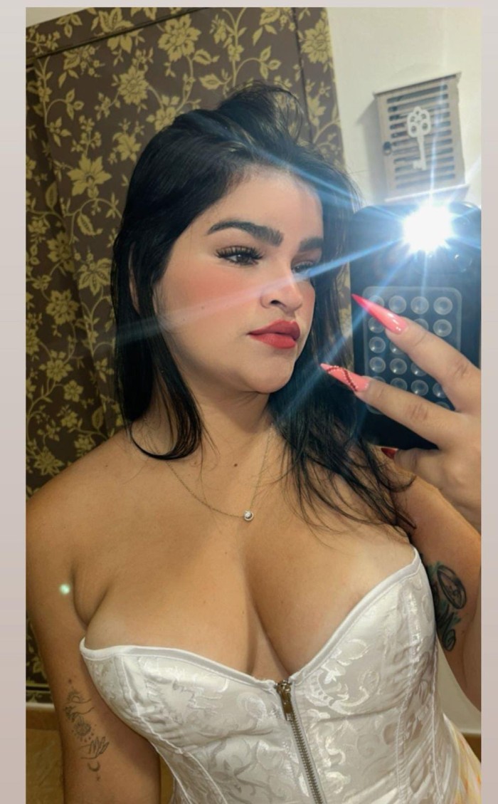 CHICA HERMOSA MORBOSA TU MEJOR ELECCIÓN REAL