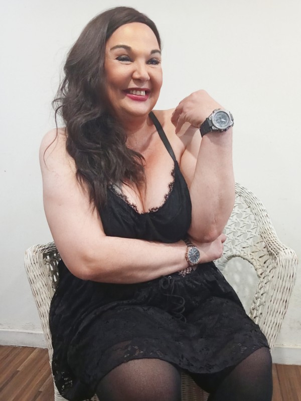 NOVEDAD TRANSEX CLAUDIA SANTIAGO ZONA FONTIÑAS