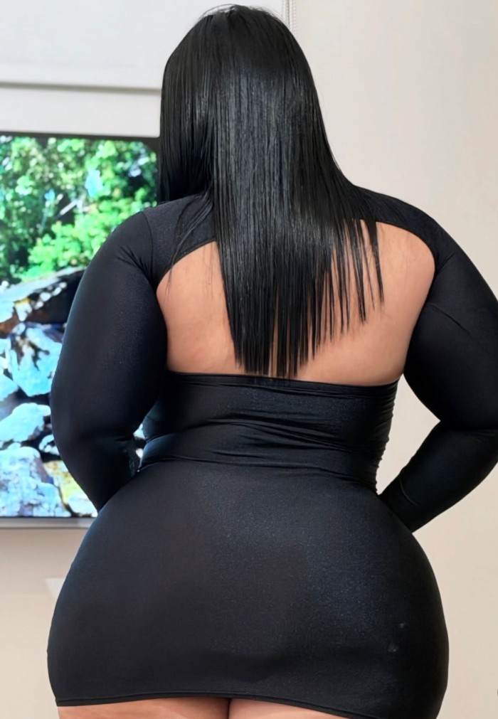 SARA NENA CALIENTE Y CARIÑOSA