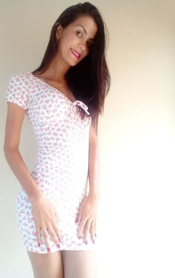 Título Diosa trans latina recién llegada a Lucena