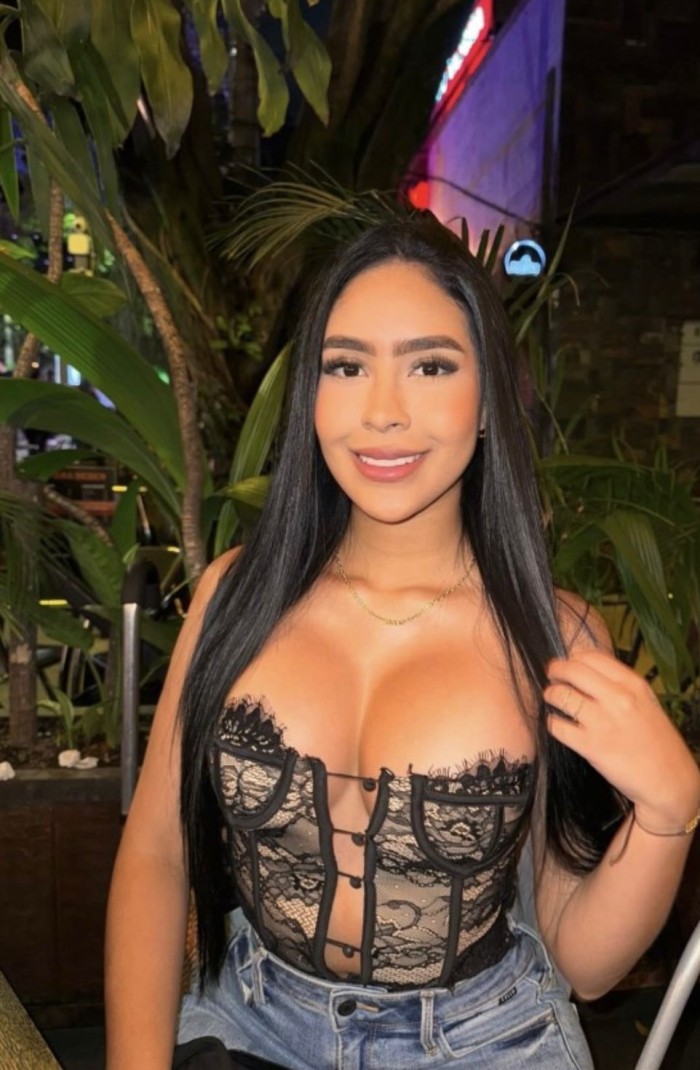 Joven adictiva y muy implicada ven a comprobarlo